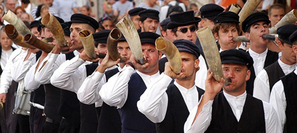 Tovareca muzika Sali