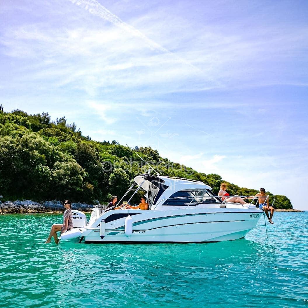 people on small motor xyacht zadar archipelago boat tours