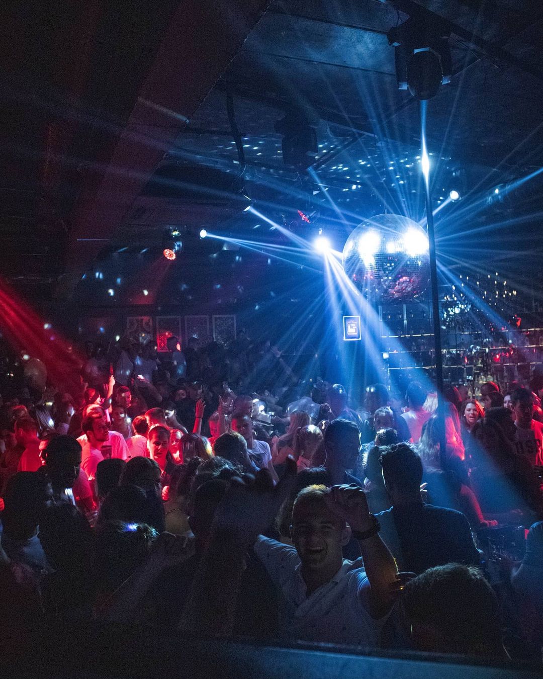 nightlife in Zadar opera club