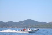lolivul 9 boat rental speedboat cruising near kornati